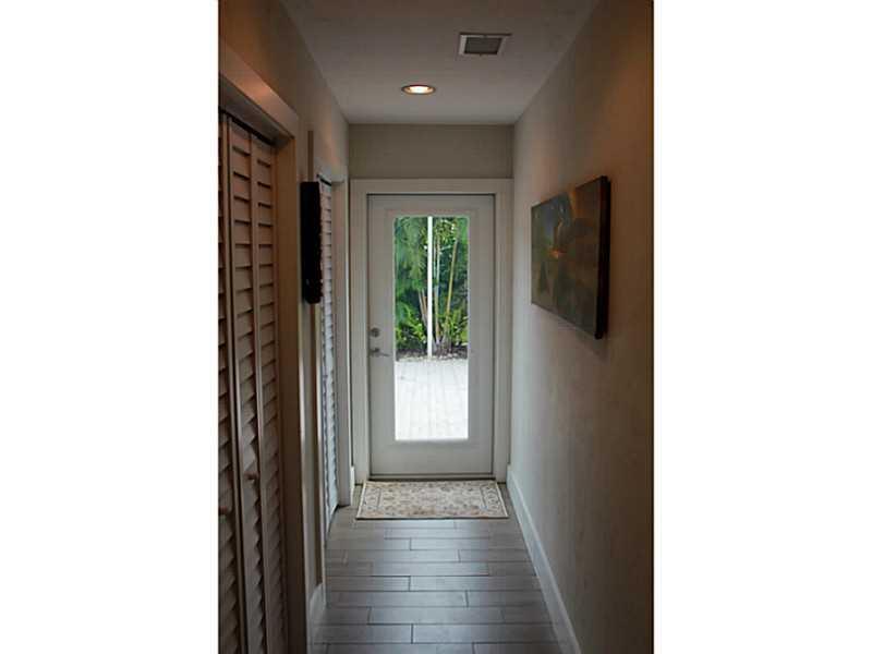 CORAL GABLES RIVIERA SEC - Residential