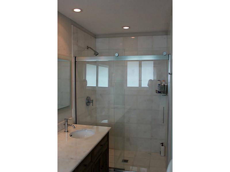 CORAL GABLES RIVIERA SEC - Residential