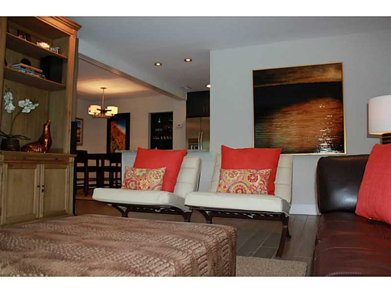 CORAL GABLES RIVIERA SEC - Residential