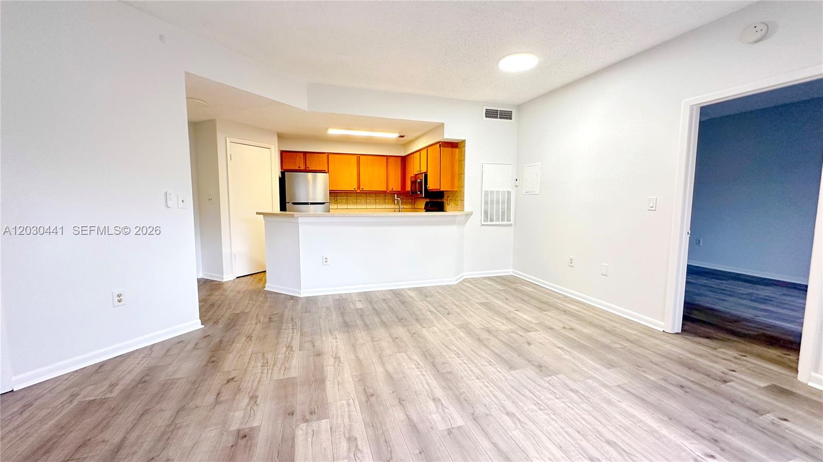 MARINA OAKS CONDO - Residential