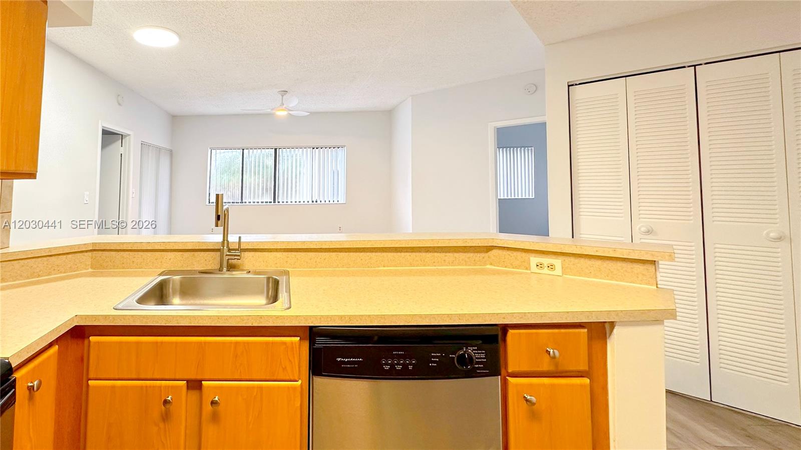 MARINA OAKS CONDO - Residential