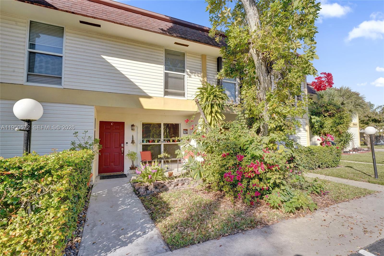 HOLLYWOOD GARDENS CONDOMI - Residential
