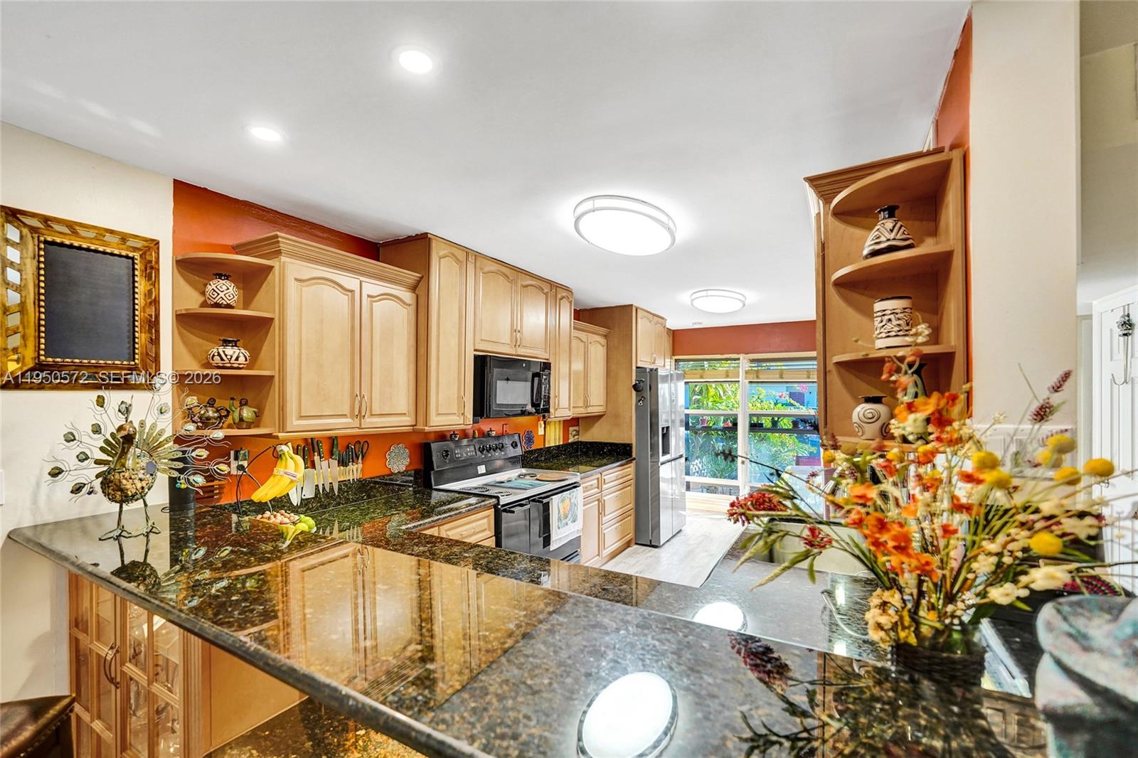 HOLLYWOOD GARDENS CONDOMI - Residential