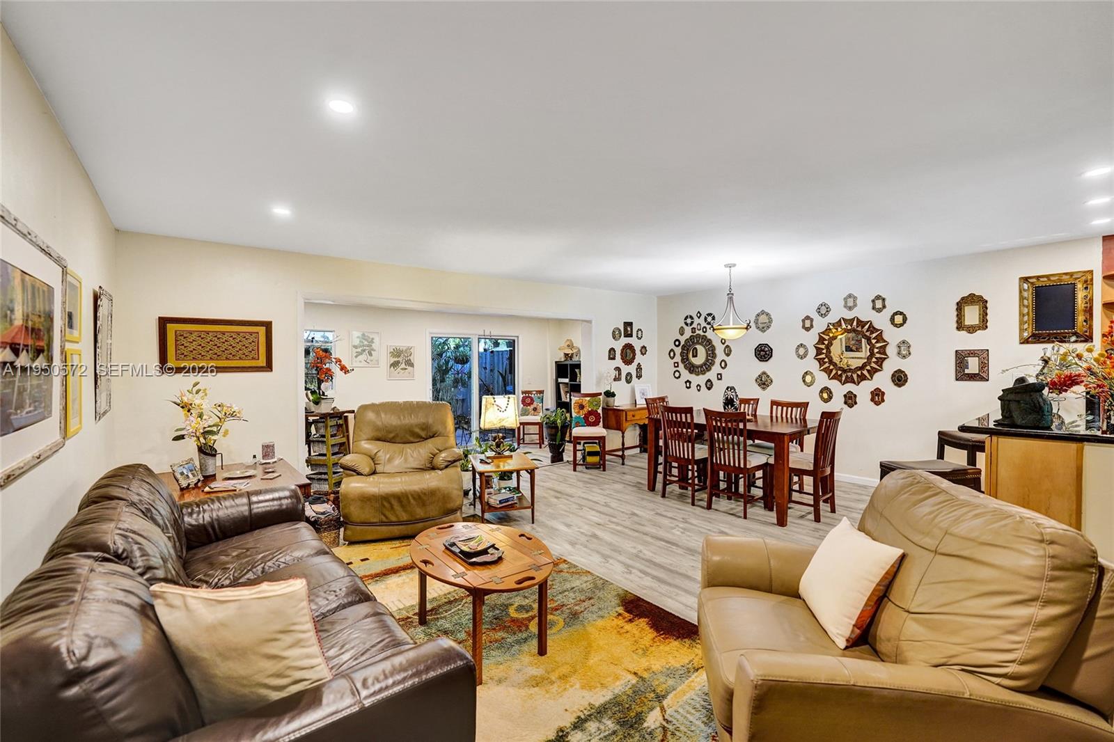 HOLLYWOOD GARDENS CONDOMI - Residential