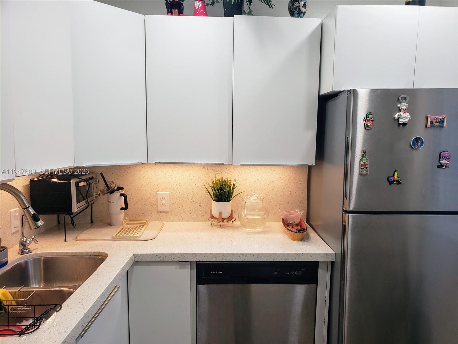 BRAVURA II CONDO - Residential
