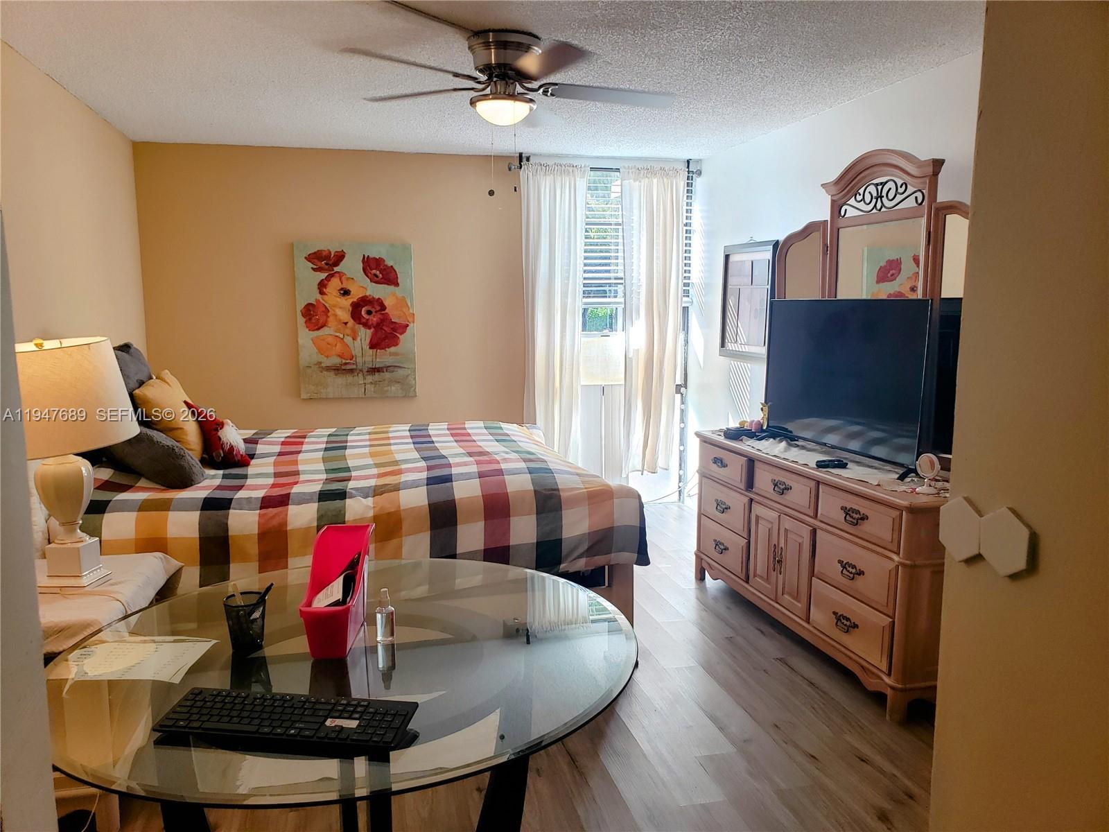 BRAVURA II CONDO - Residential