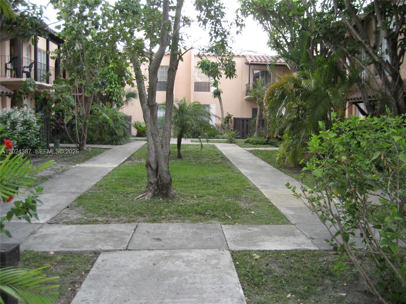 SPANISH TRACE CONDO - Residential Lease