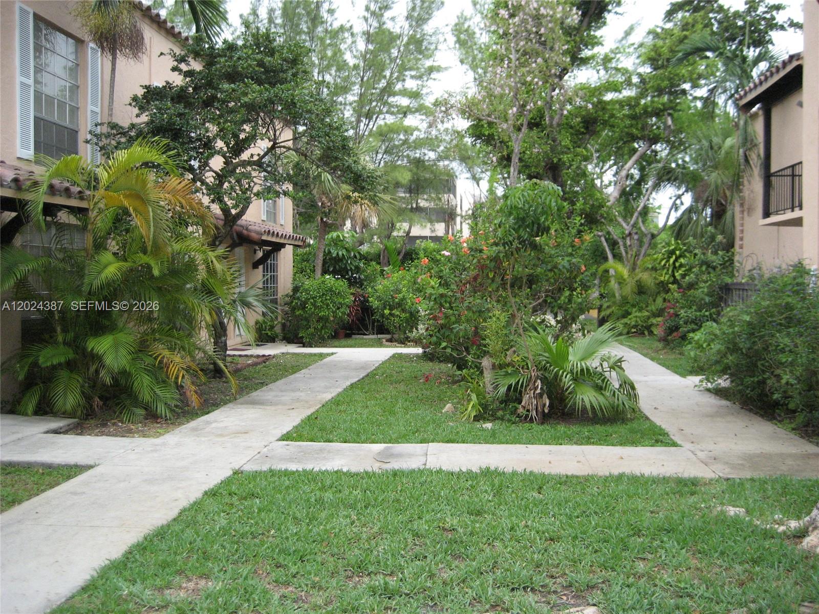 SPANISH TRACE CONDO - Residential Lease