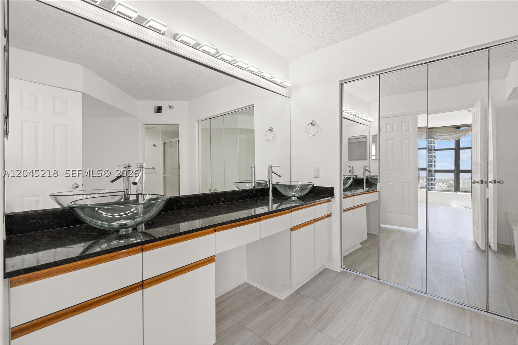 MYSTIC POINTE TOWER 500 C - Residential Lease