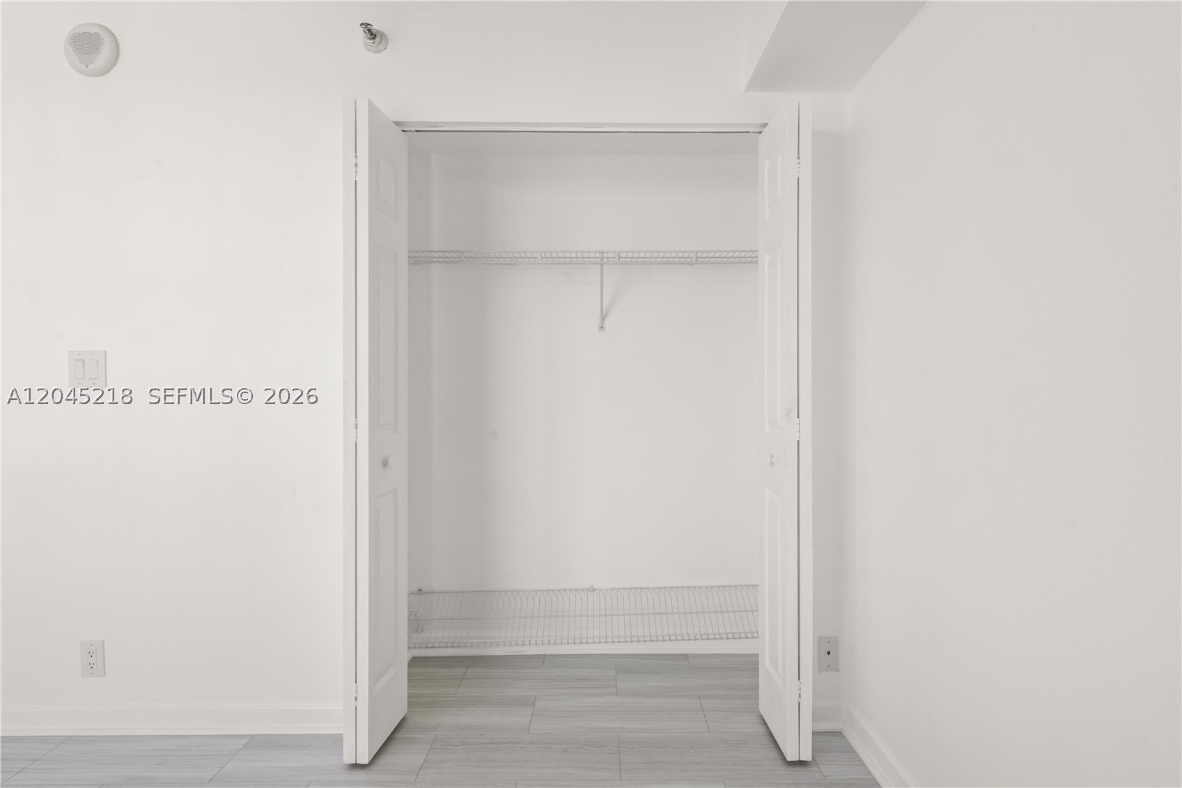 MYSTIC POINTE TOWER 500 C - Residential Lease