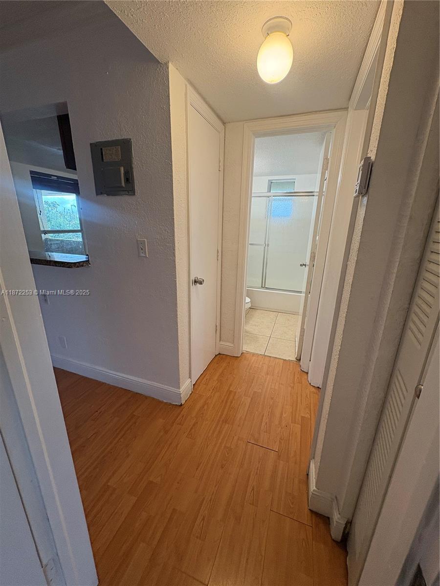 ROYAL POINCIANA CONDO - Residential Lease