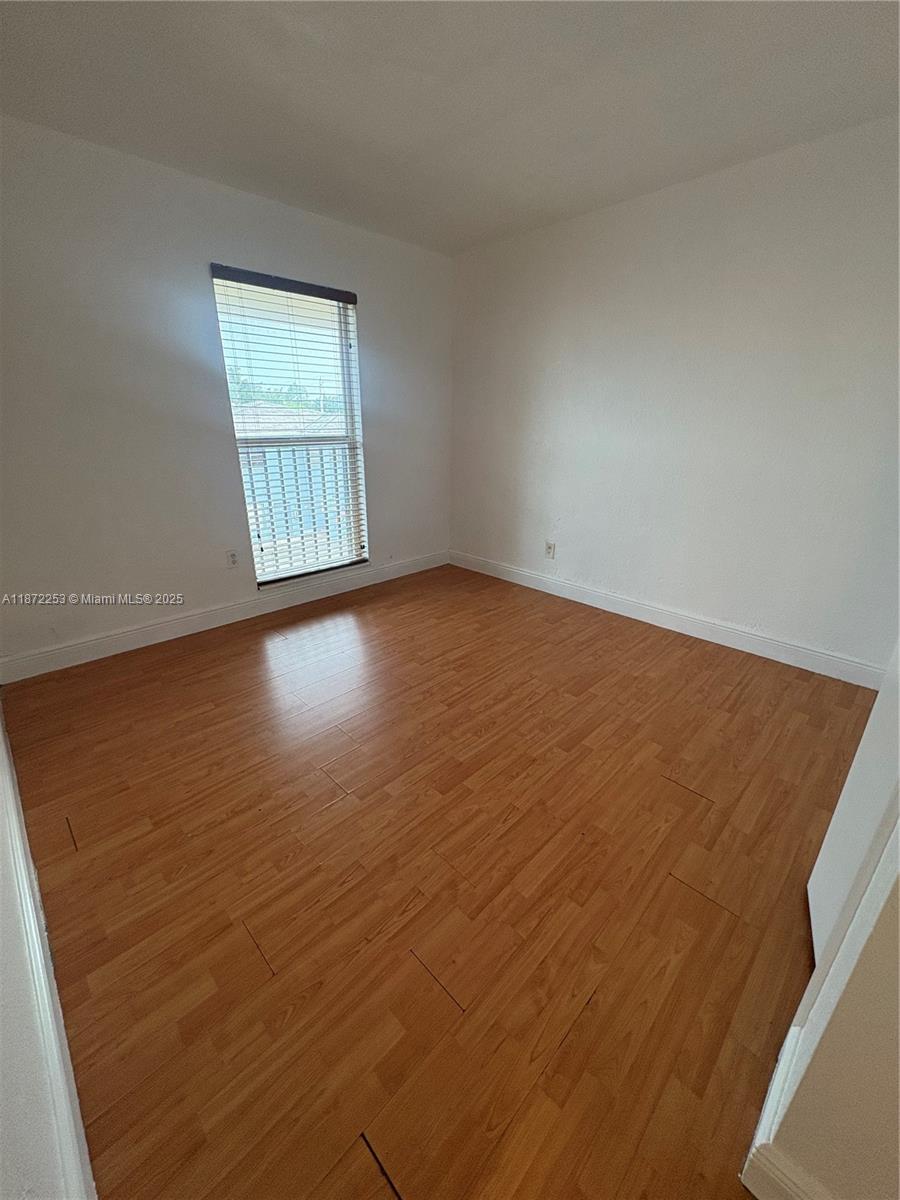ROYAL POINCIANA CONDO - Residential Lease