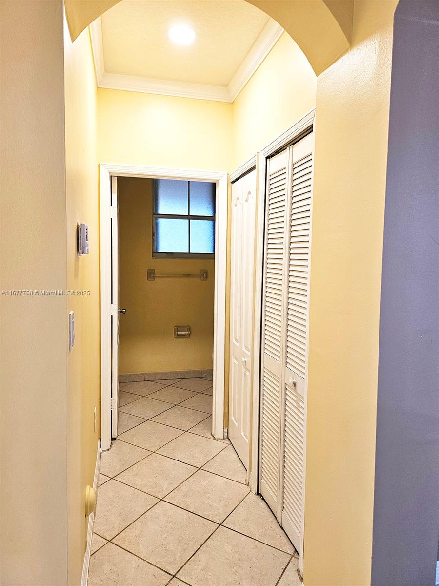 POD 6 AT MONARCH LAKES - Residential Lease
