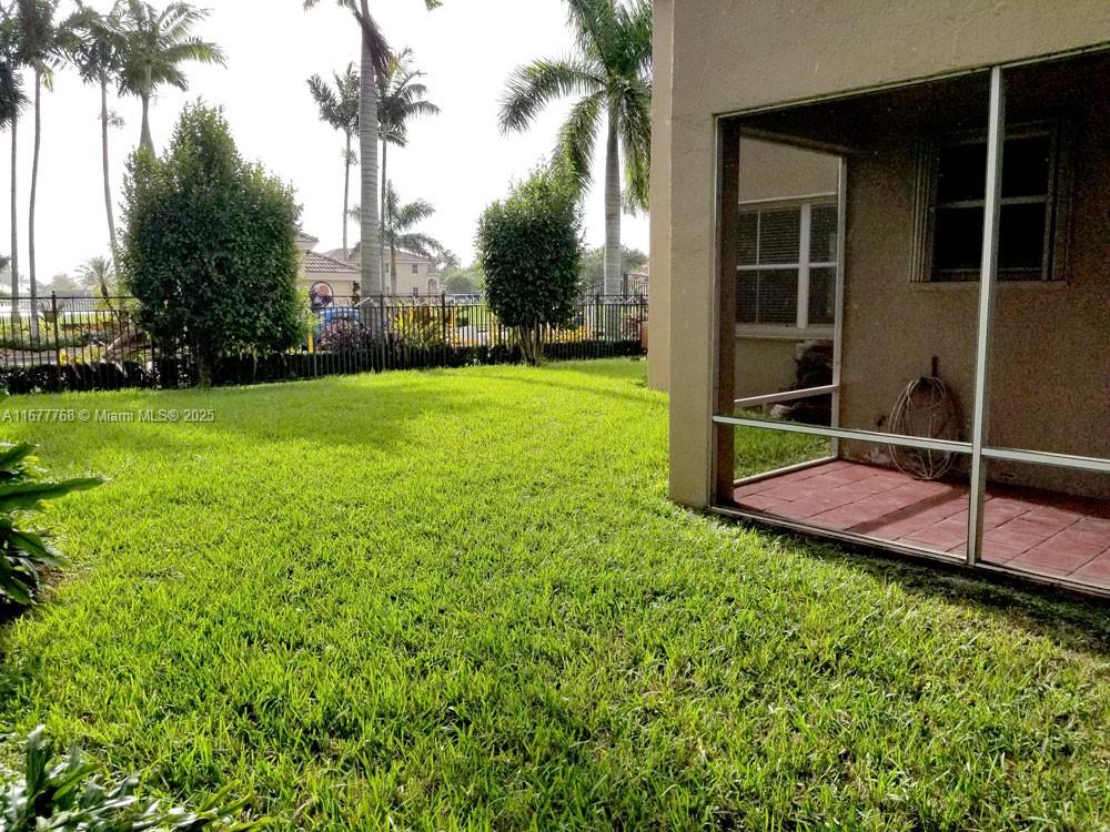 POD 6 AT MONARCH LAKES - Residential Lease