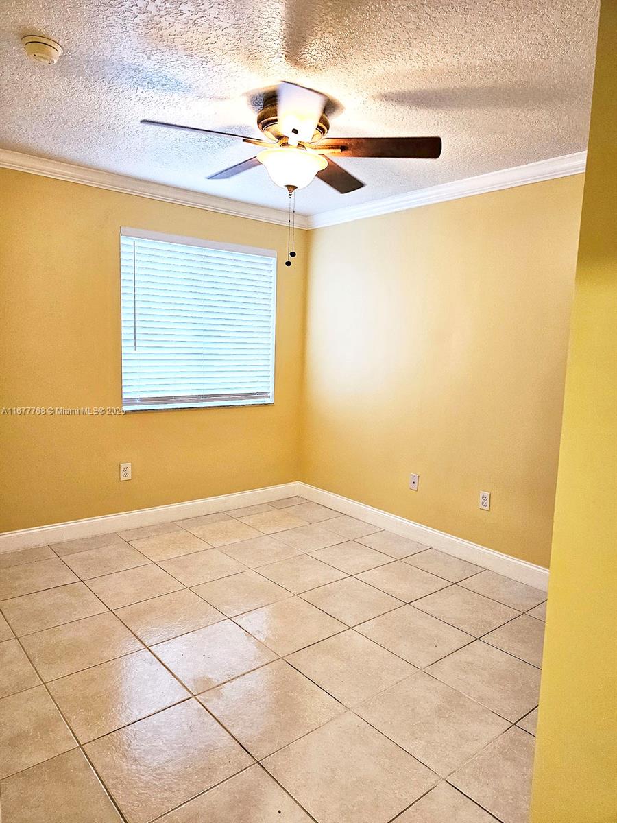 POD 6 AT MONARCH LAKES - Residential Lease