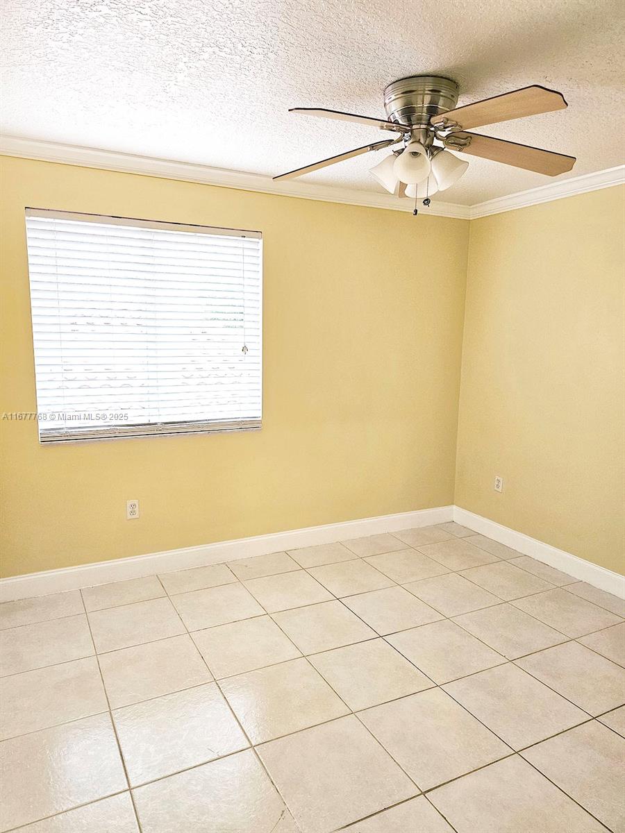 POD 6 AT MONARCH LAKES - Residential Lease