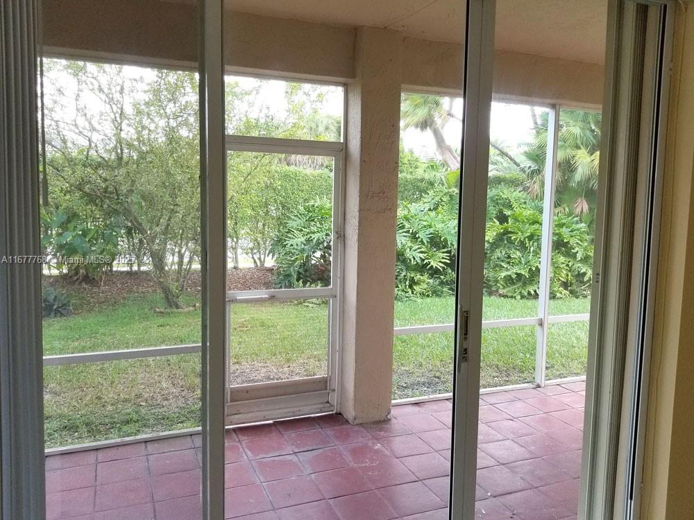 POD 6 AT MONARCH LAKES - Residential Lease