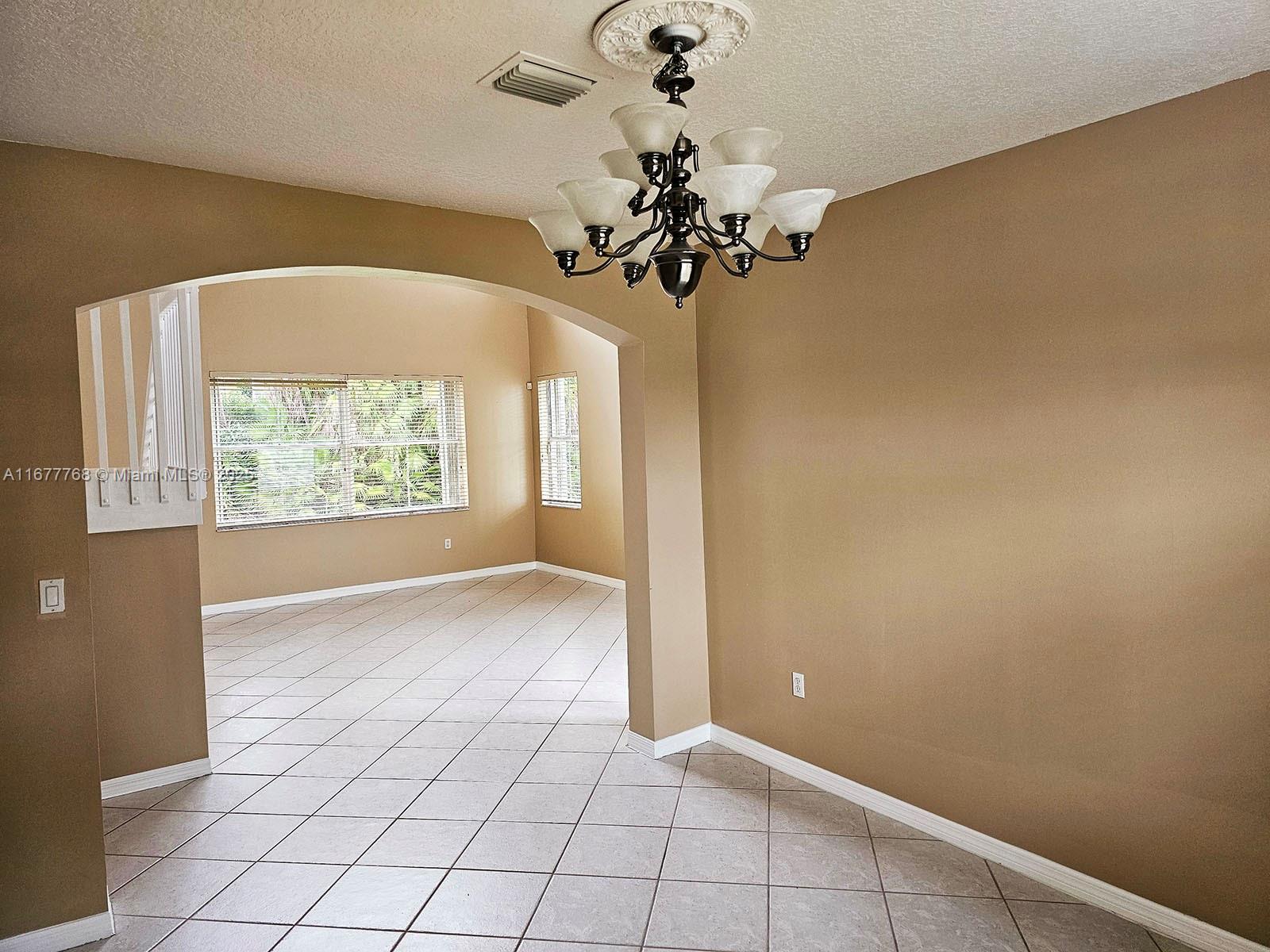 POD 6 AT MONARCH LAKES - Residential Lease