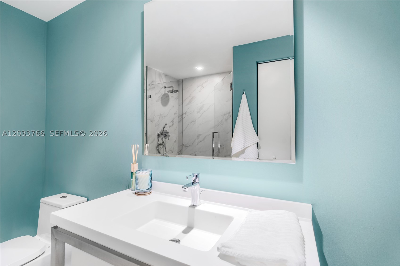 METROPICA NORTH TOWER ONE - Residential Lease