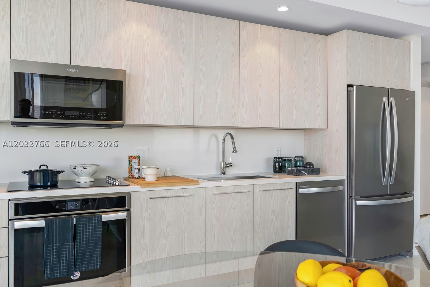 METROPICA NORTH TOWER ONE - Residential Lease