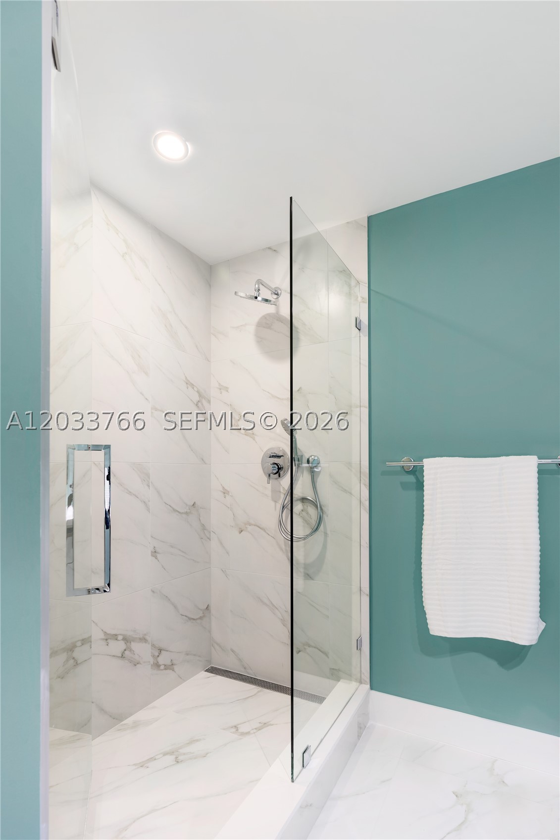 METROPICA NORTH TOWER ONE - Residential Lease