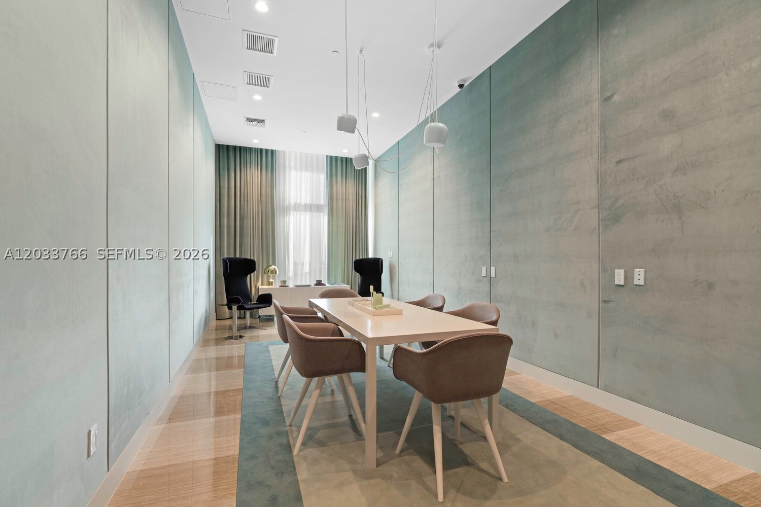 METROPICA NORTH TOWER ONE - Residential Lease