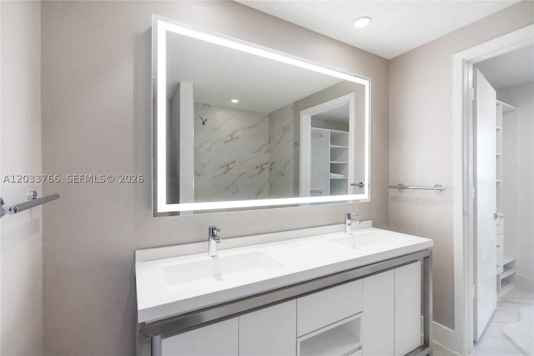 METROPICA NORTH TOWER ONE - Residential Lease
