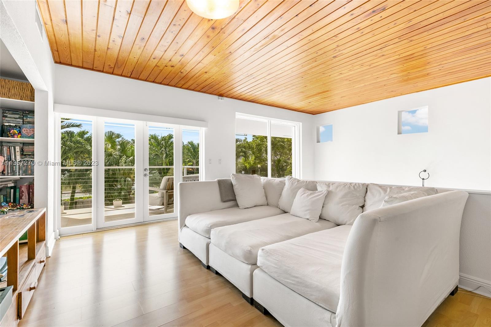 BISCAYNE ISL - Residential