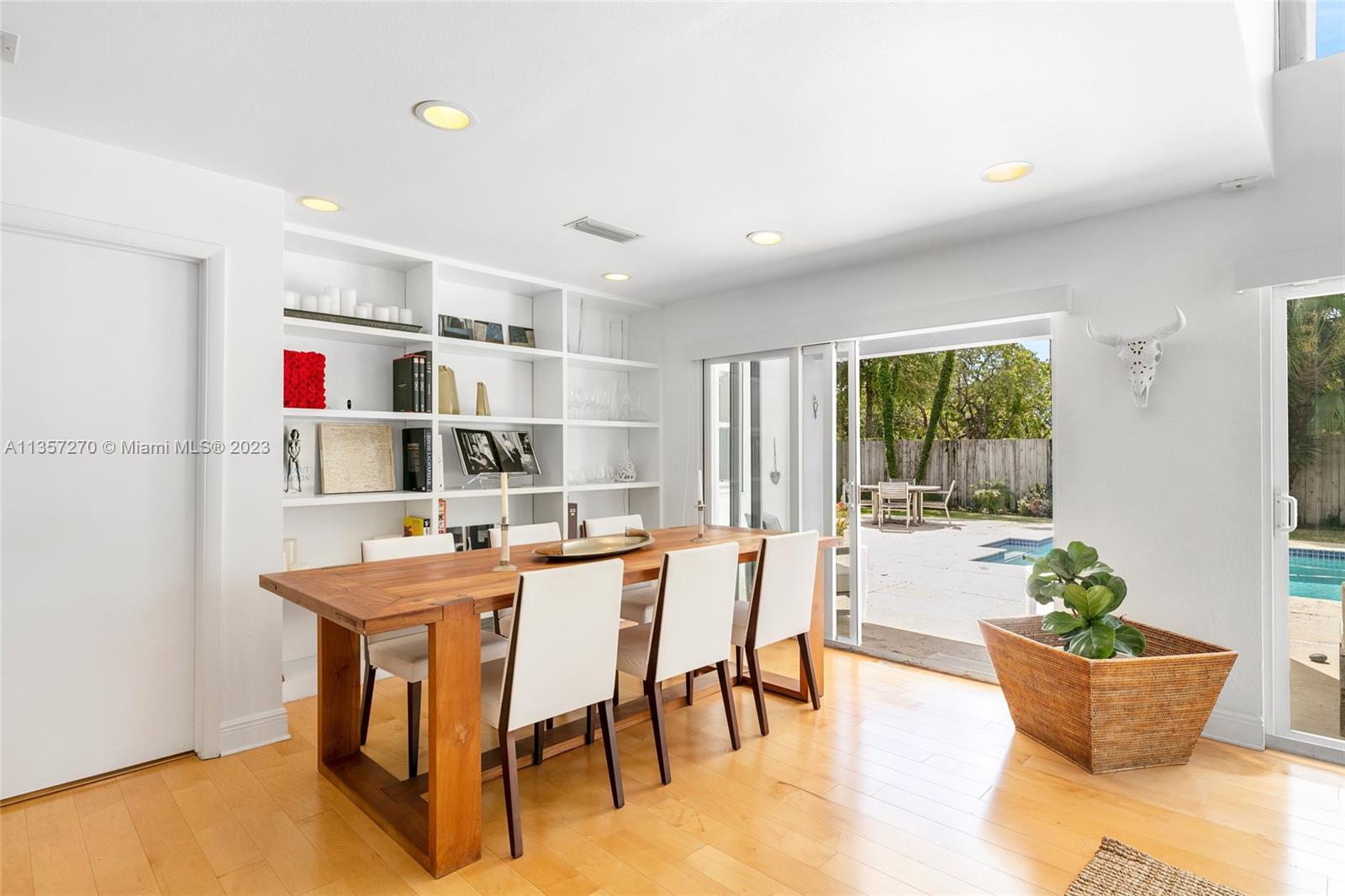 BISCAYNE ISL - Residential