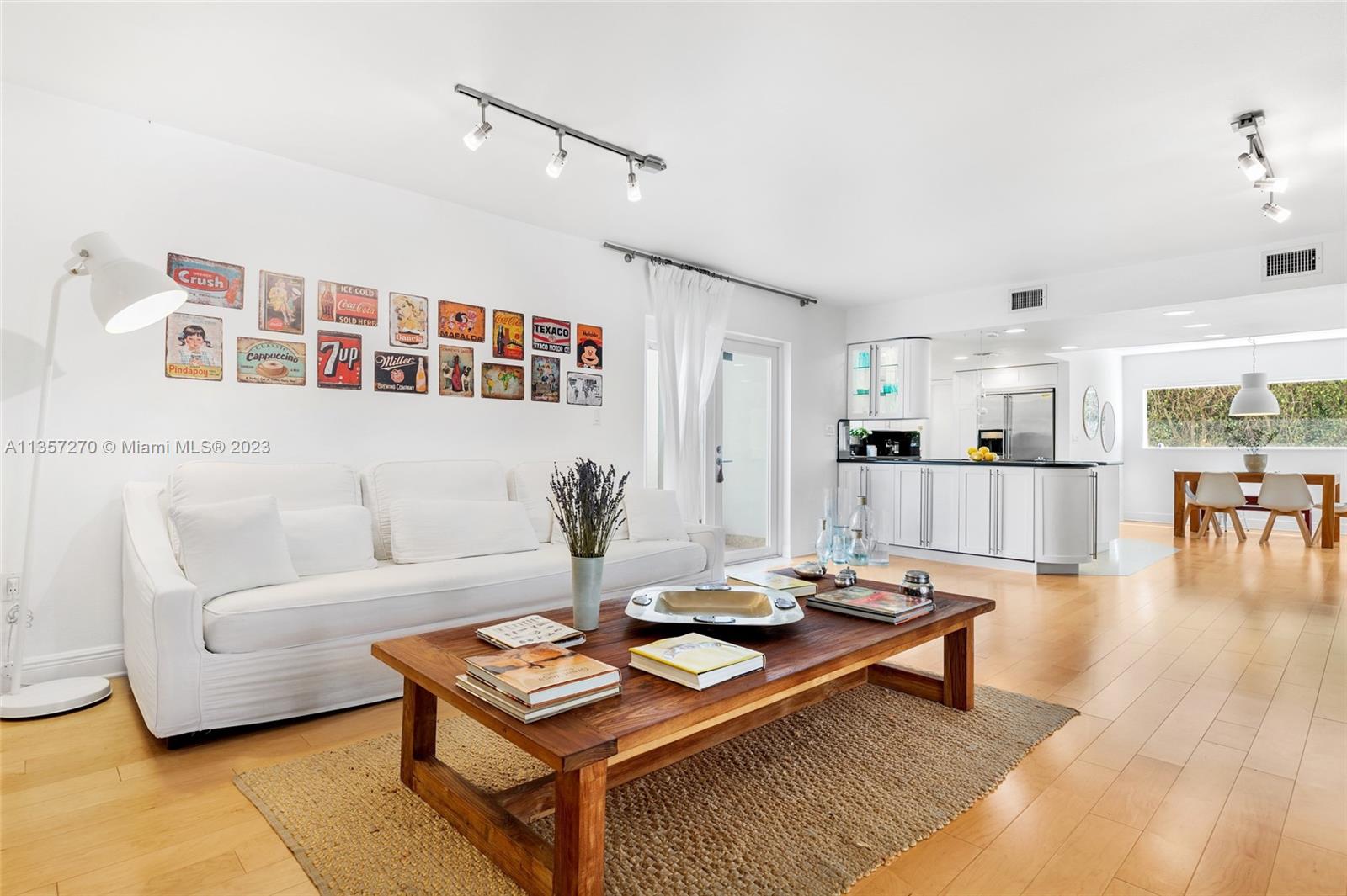 BISCAYNE ISL - Residential