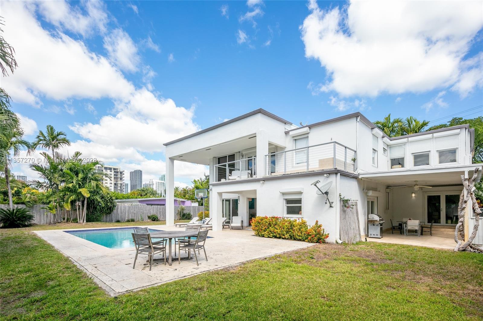 BISCAYNE ISL - Residential