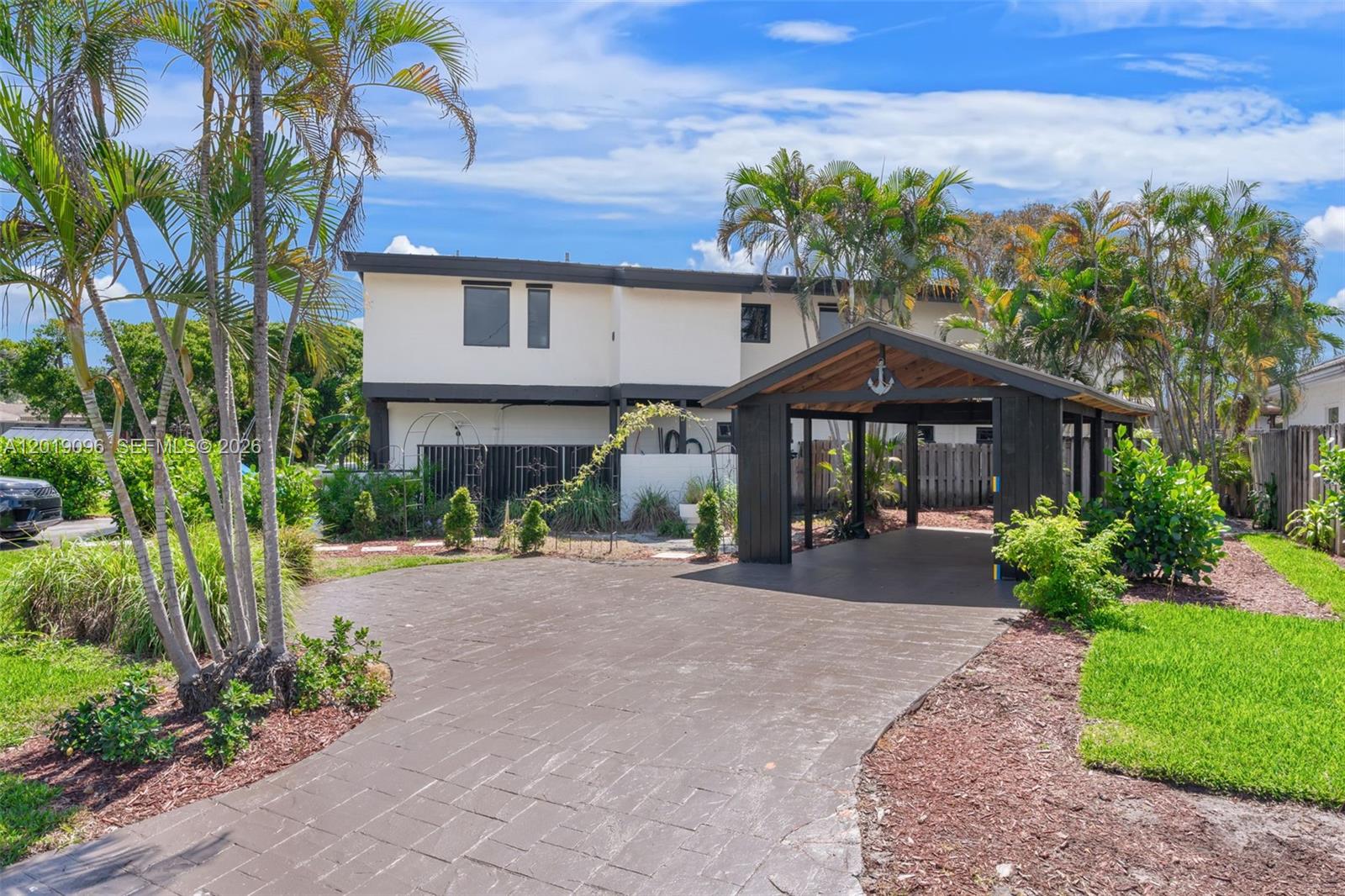 TWIN OAKS - Residential Income