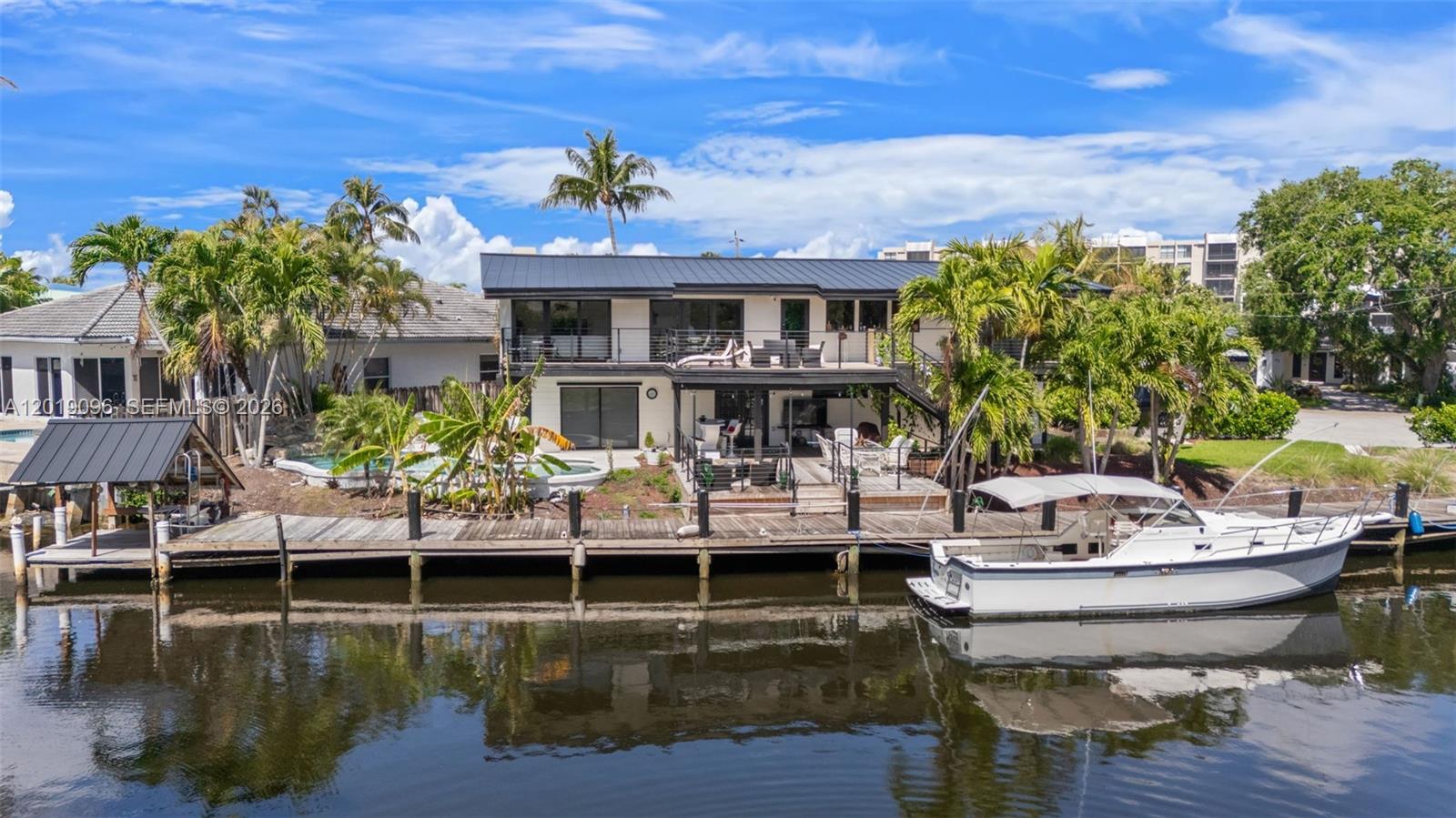TWIN OAKS - Residential Income