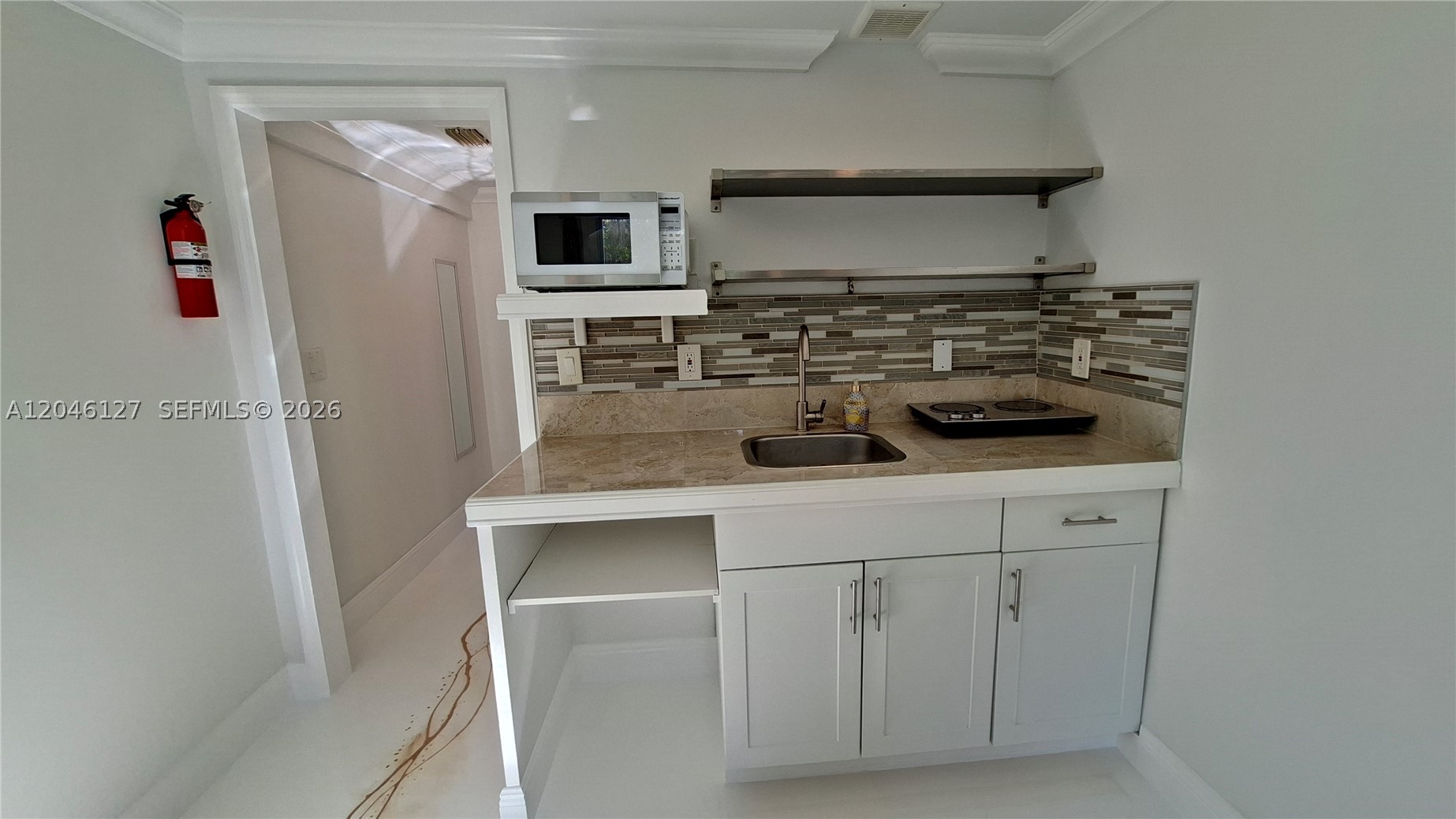 BEVERLY PARK - Residential Lease