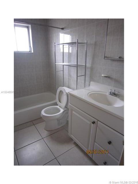 Town & Country Apts Condo - Residential Lease