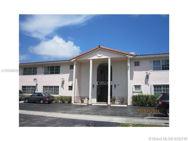 1 bedroom 1 bath apt close to the beach, quiet building, fenced pool & BBQ area. Easy access to casinos, airport, entertainment and shopping. Tiled throughout with one assigned parking space