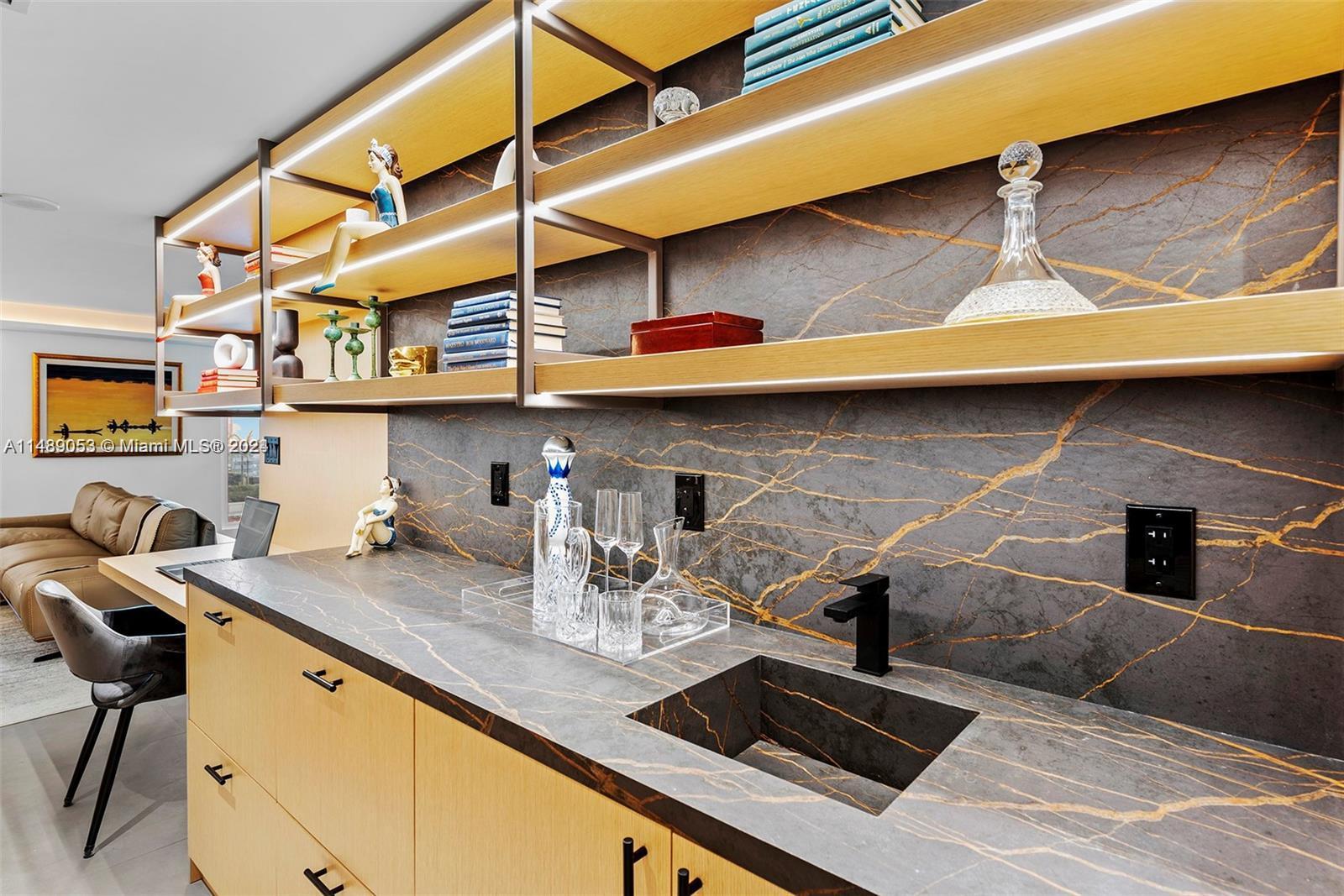 RONEY PALACE CONDO - Residential Lease