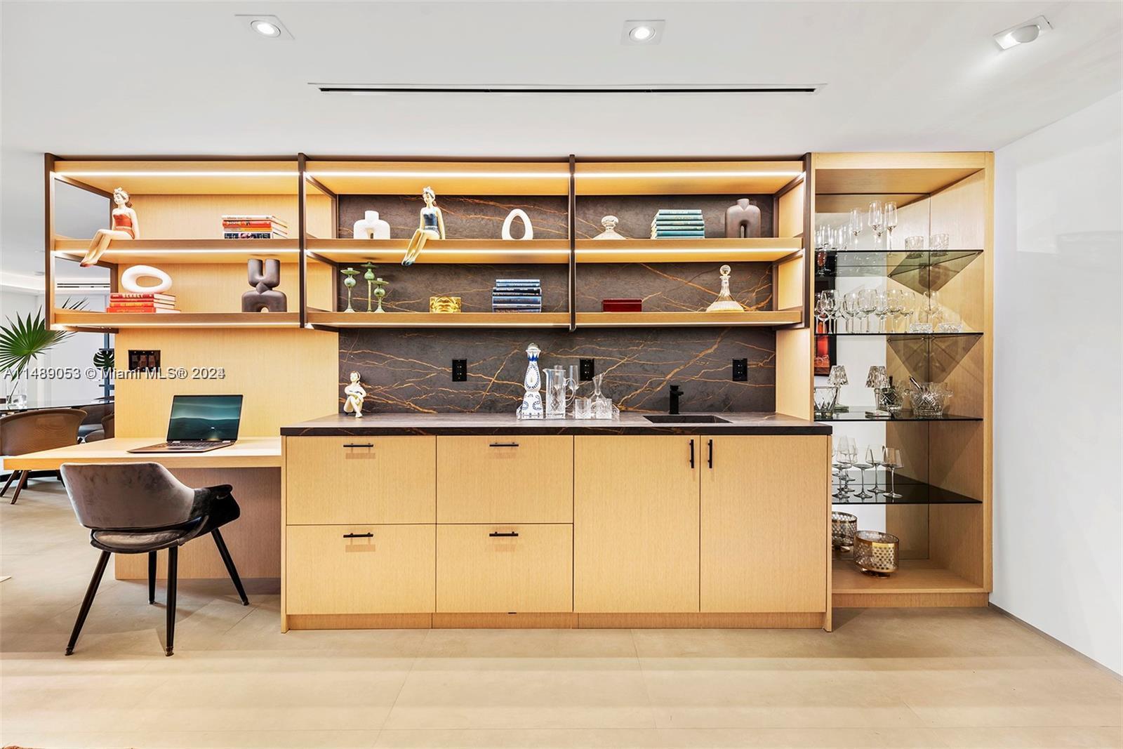 RONEY PALACE CONDO - Residential Lease