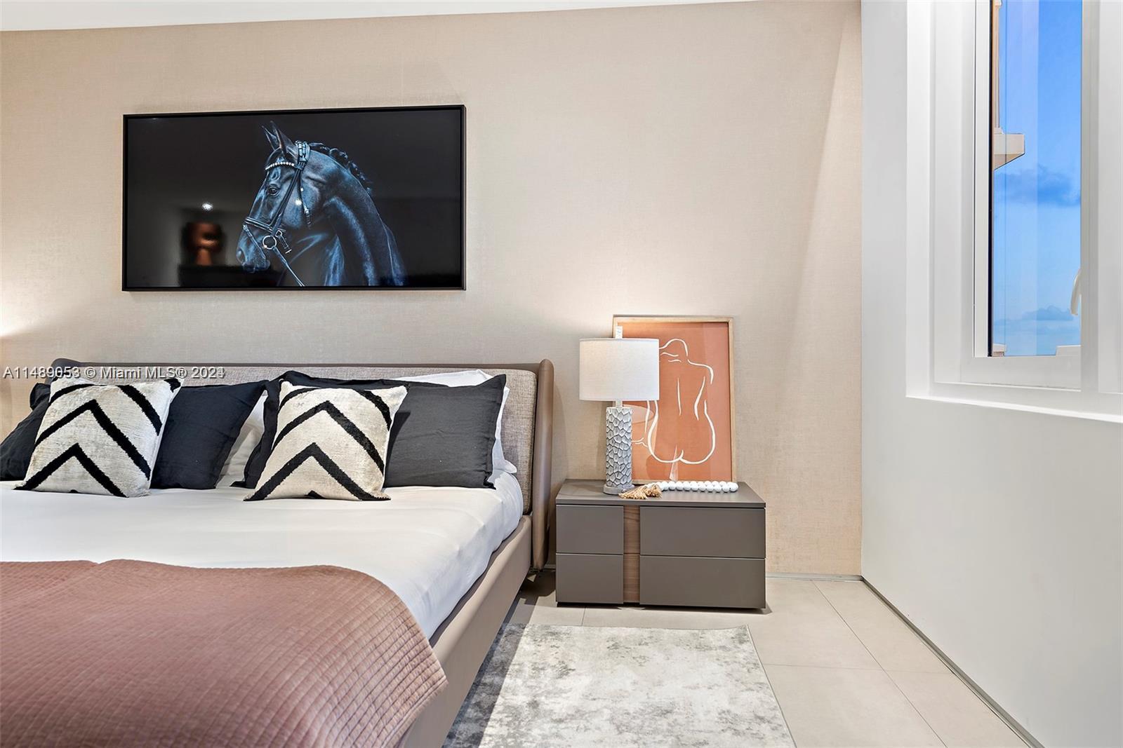 RONEY PALACE CONDO - Residential Lease