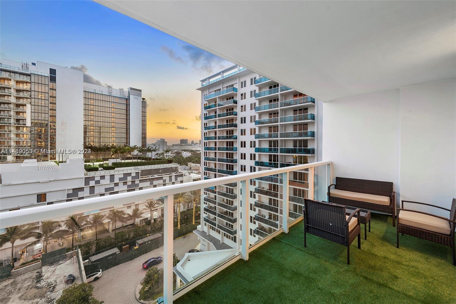 RONEY PALACE CONDO - Residential Lease