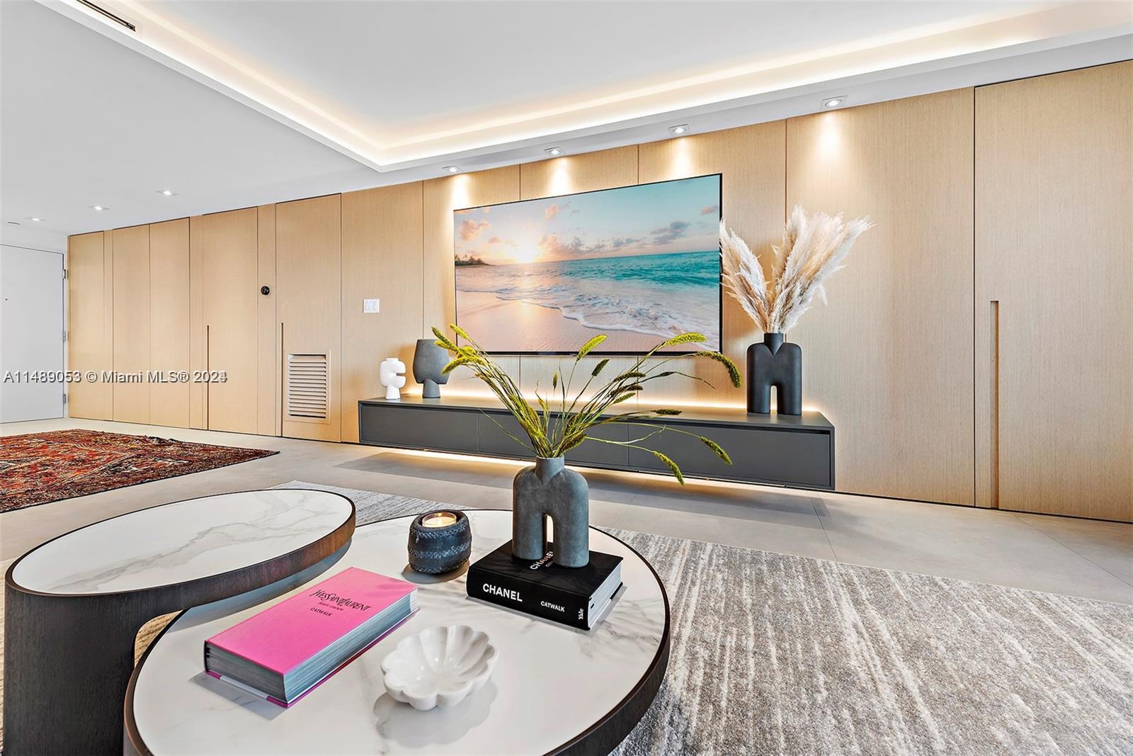 RONEY PALACE CONDO - Residential Lease