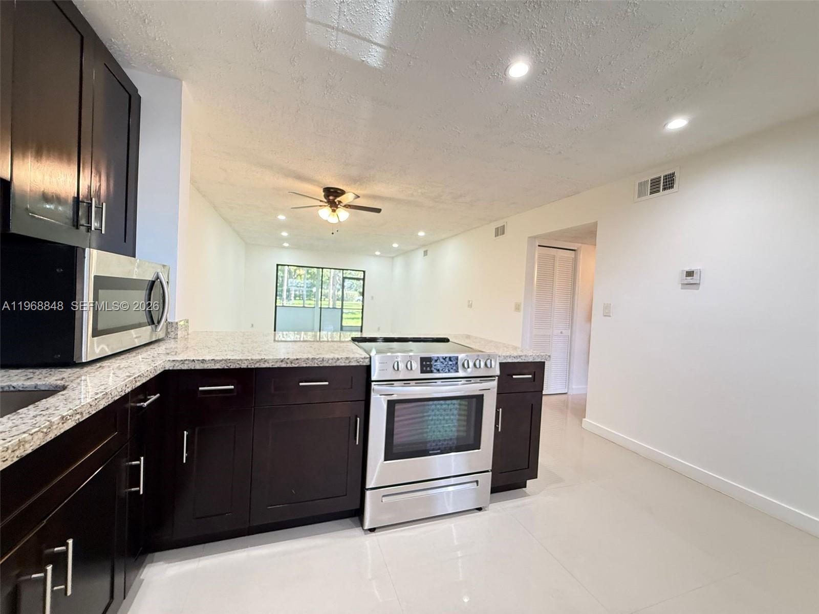 LAKES OF CARRIAGE HILLS - Residential