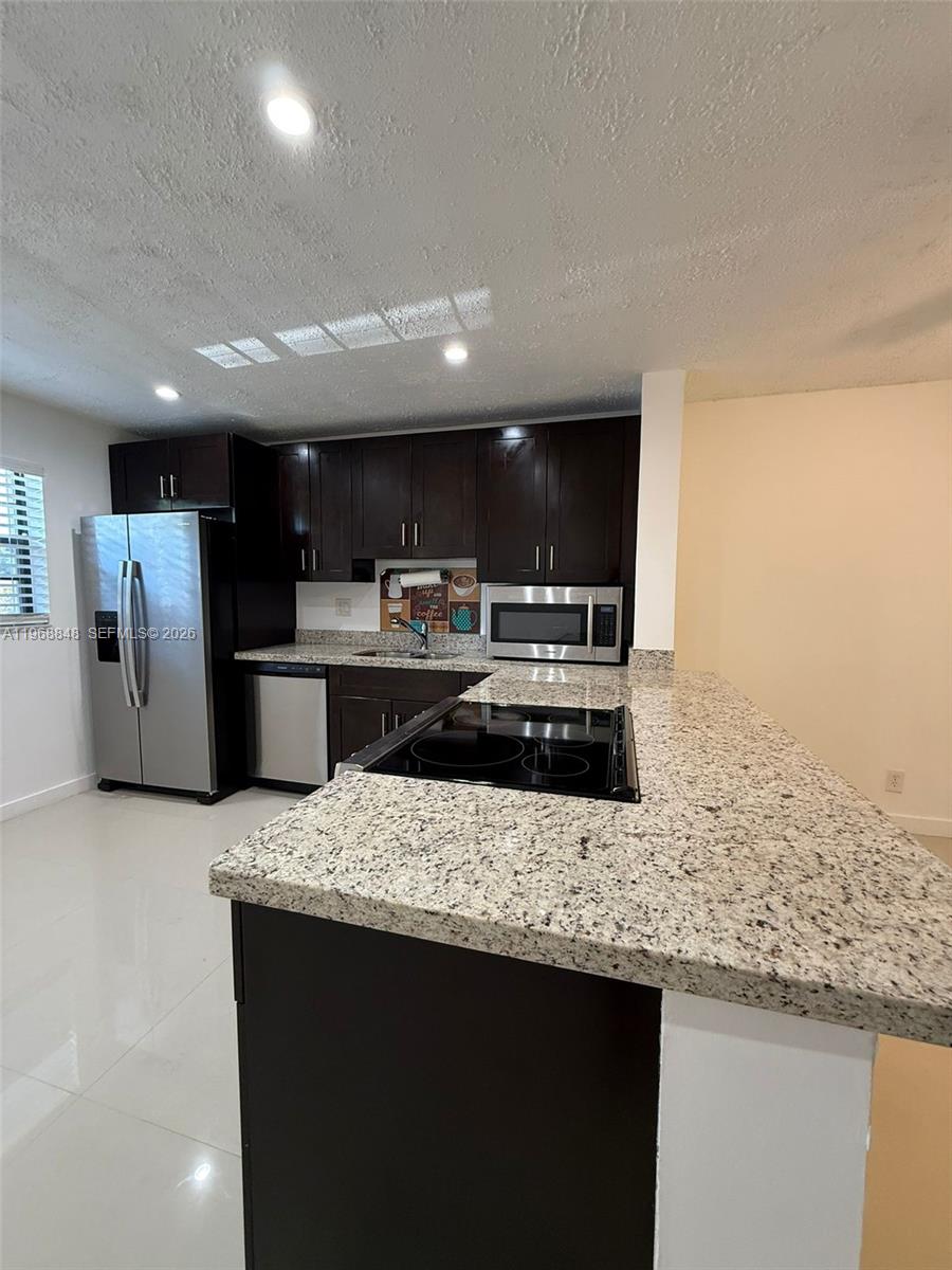 LAKES OF CARRIAGE HILLS - Residential