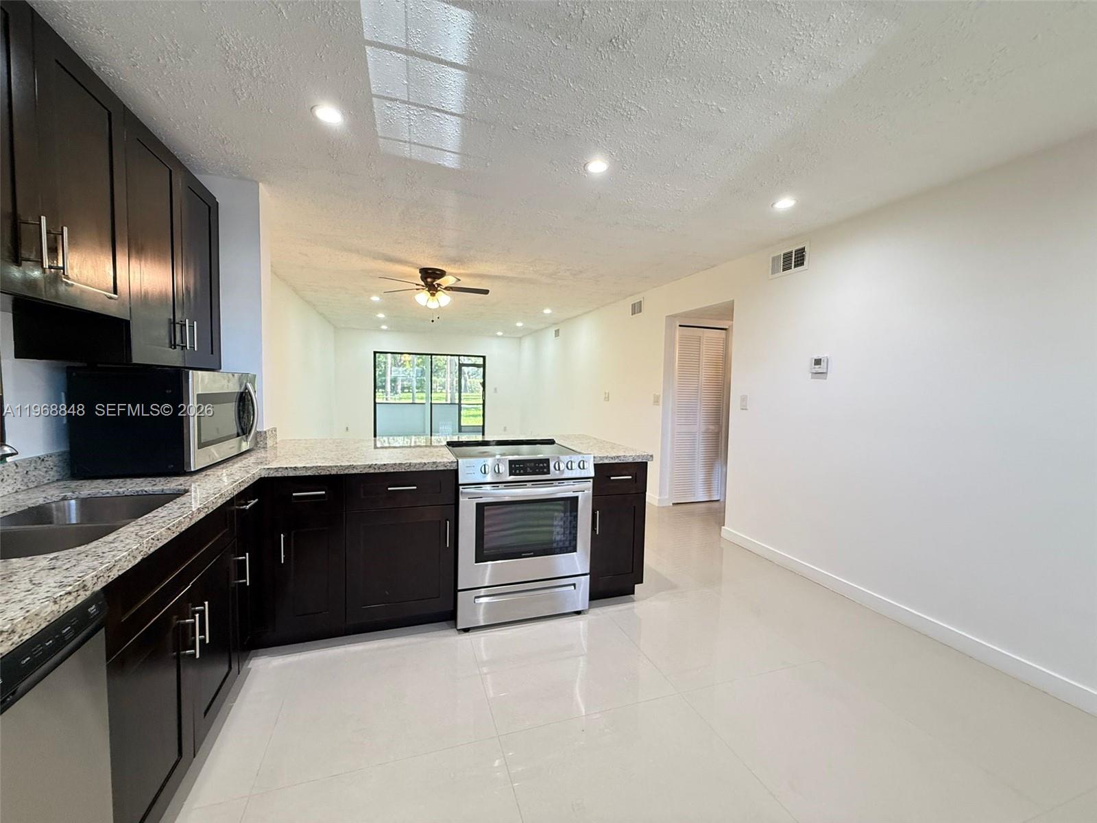 LAKES OF CARRIAGE HILLS - Residential