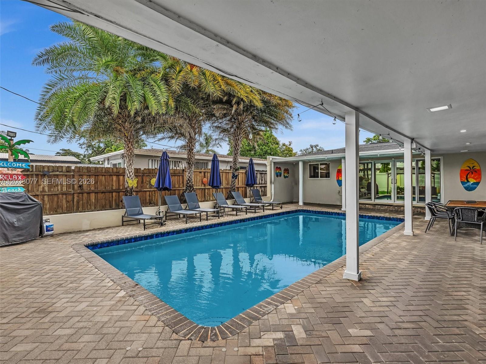 ROSE MANOR - Residential
