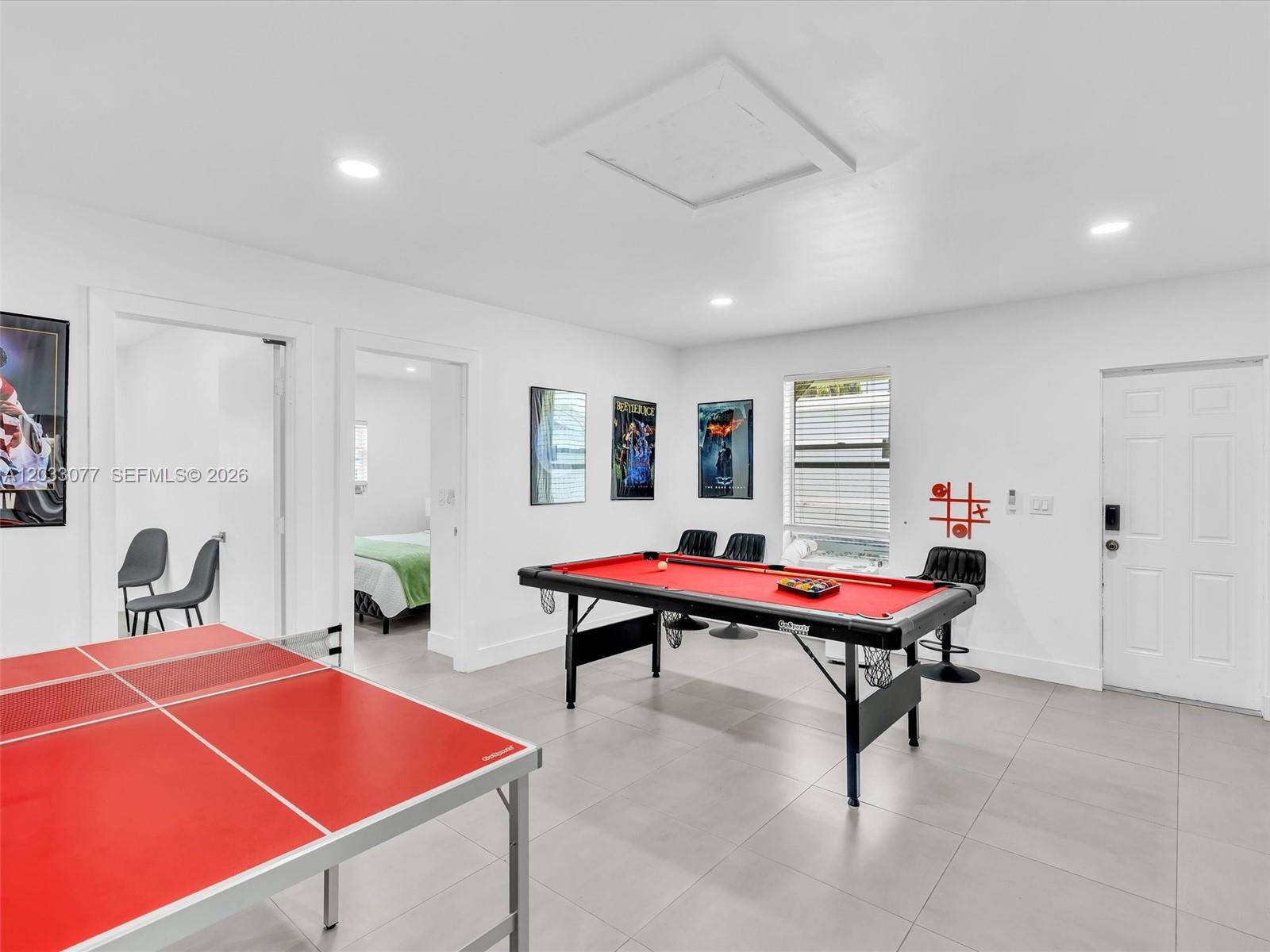 ROSE MANOR - Residential