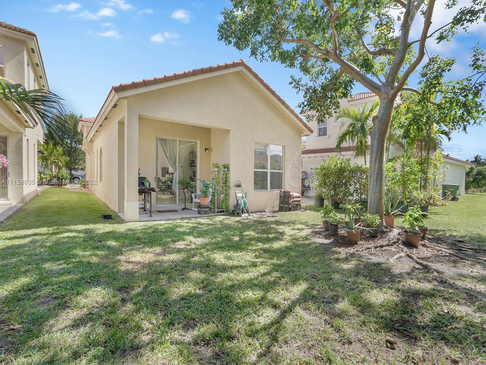 PORTOFINO POINTE - Residential
