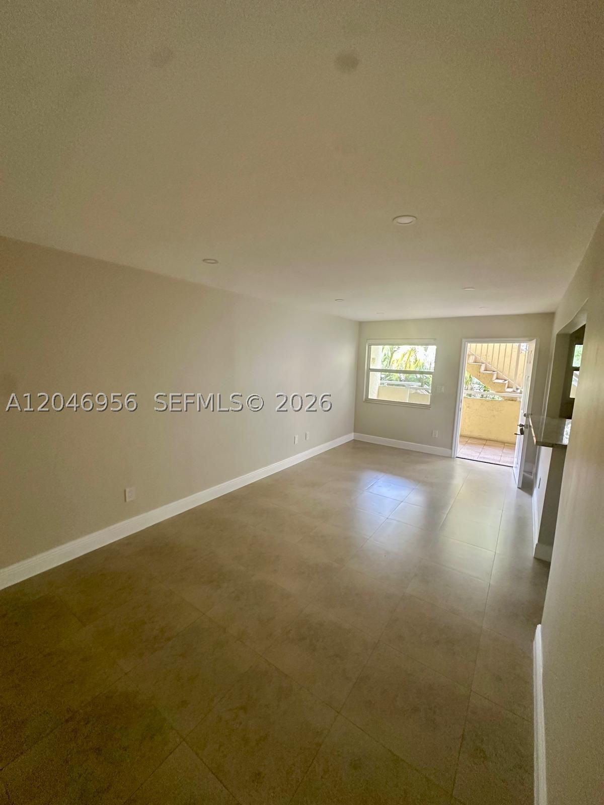 SUNSET POINT CONDO - Residential Lease