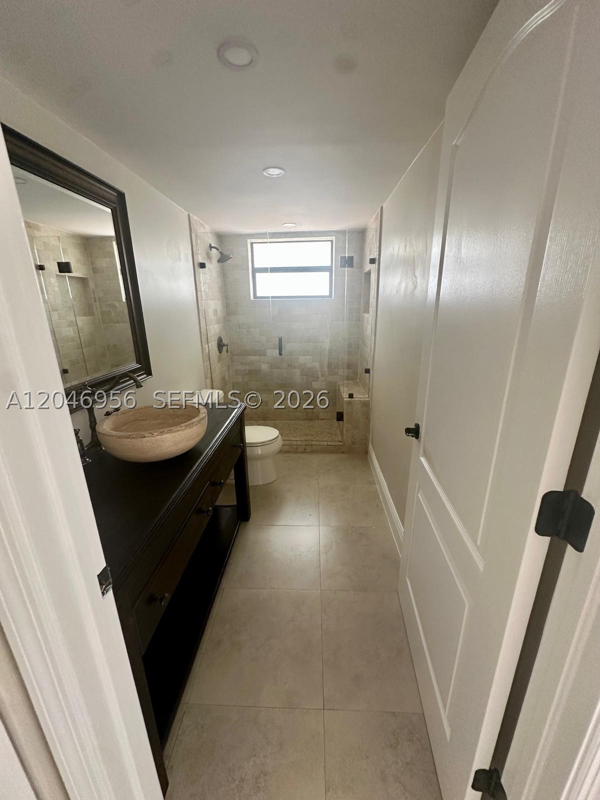 SUNSET POINT CONDO - Residential Lease