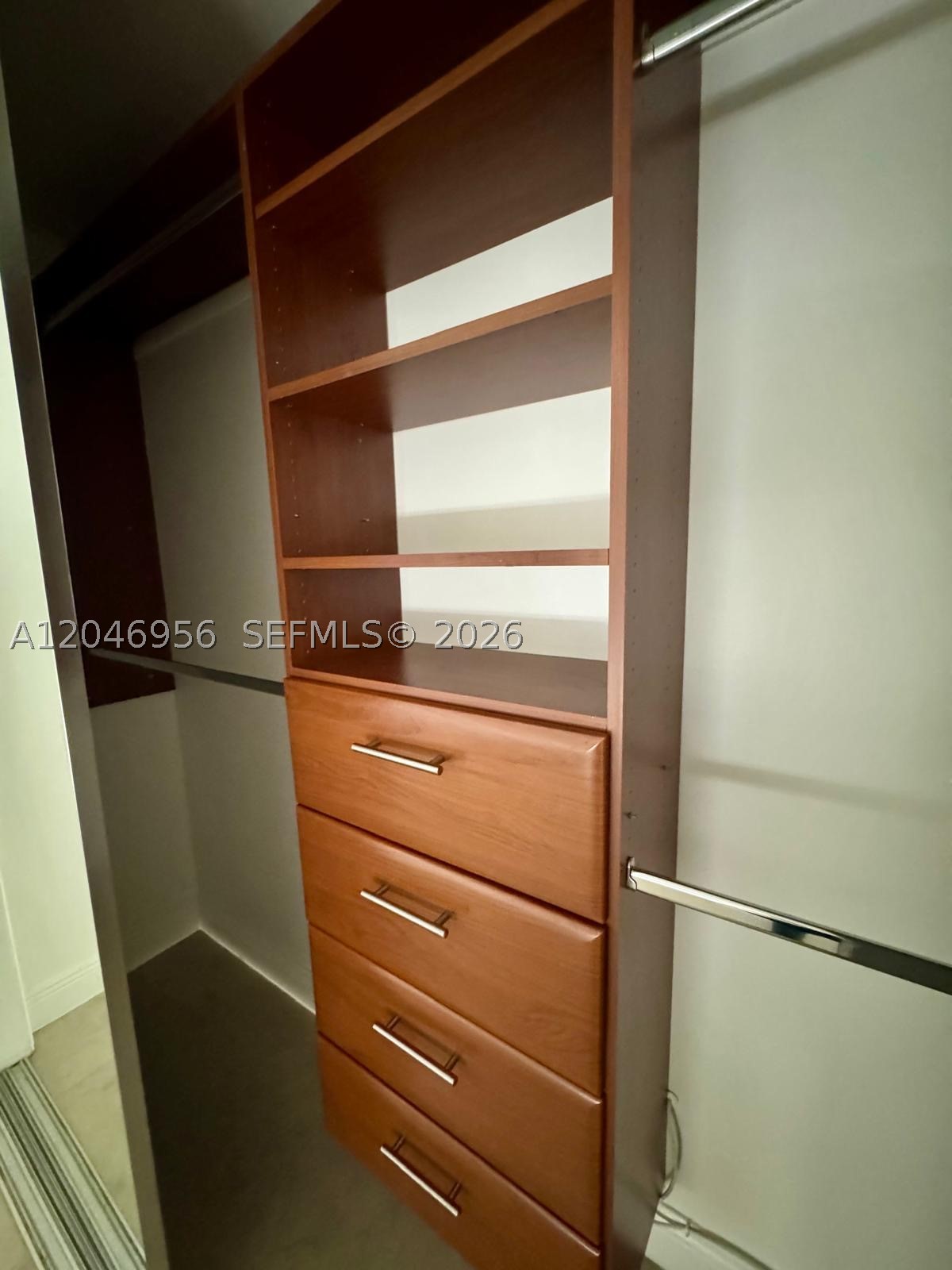 SUNSET POINT CONDO - Residential Lease